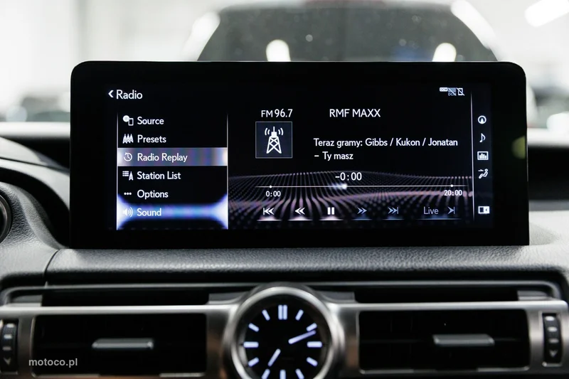 Lexus IS 75