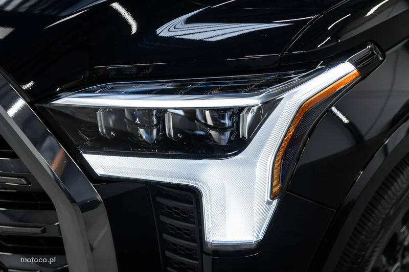 Toyota Tundra 12