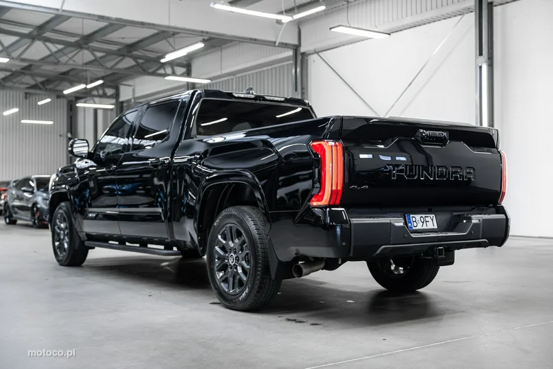 Toyota Tundra 44