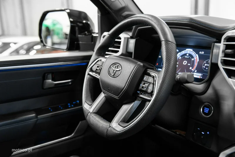 Toyota Tundra 70
