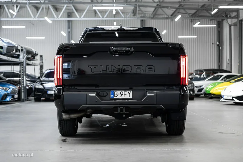 Toyota Tundra 8