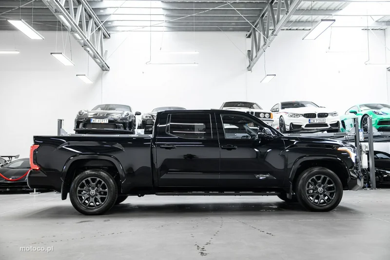 Toyota Tundra 10