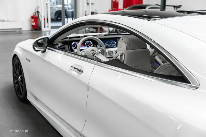 Mercedes-Benz Klasa S W222 S 63 AMG 44