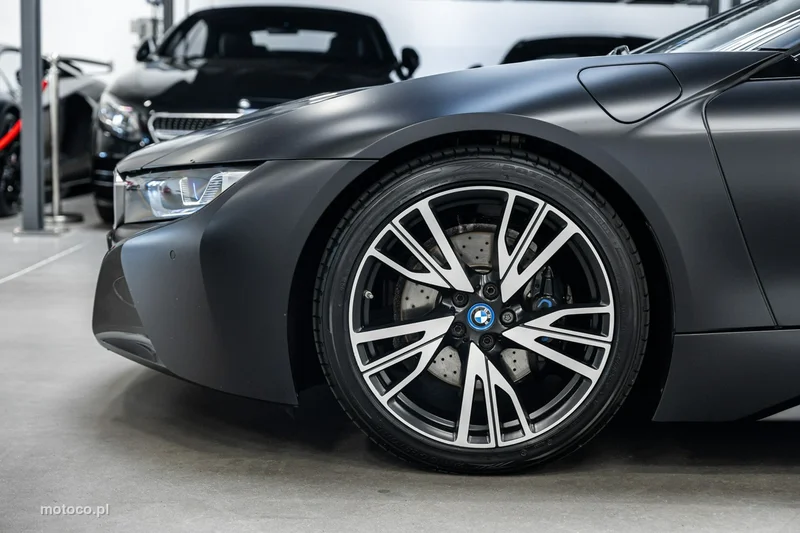 BMW i8 17