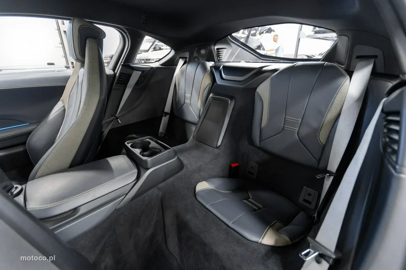 BMW i8 23