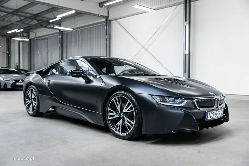 BMW i8 4