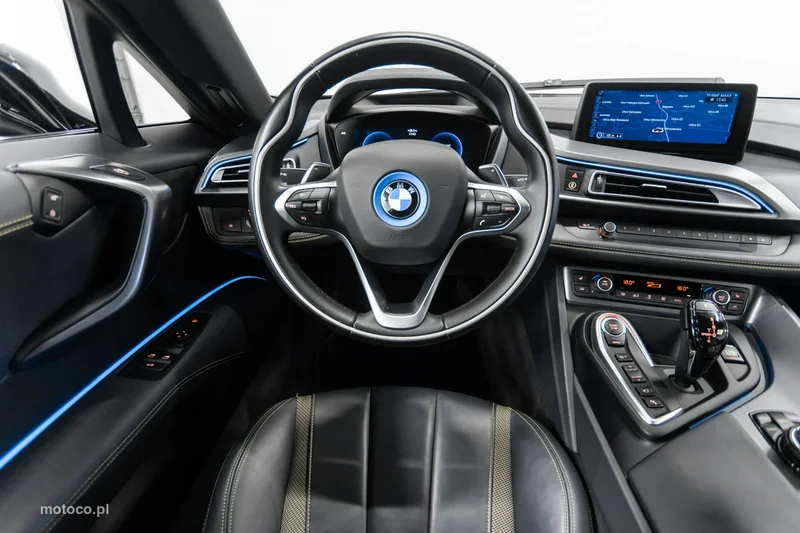 BMW i8 31