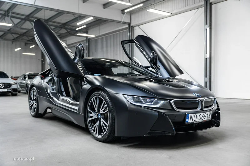 BMW i8 5