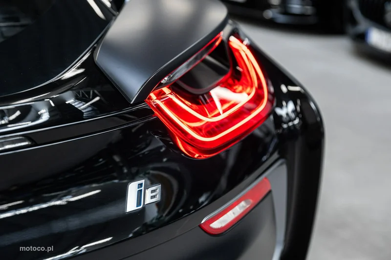 BMW i8 56