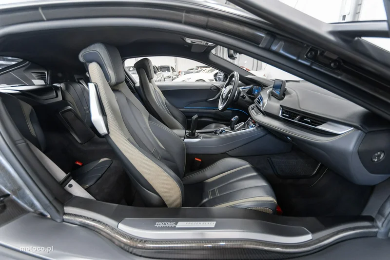 BMW i8 59