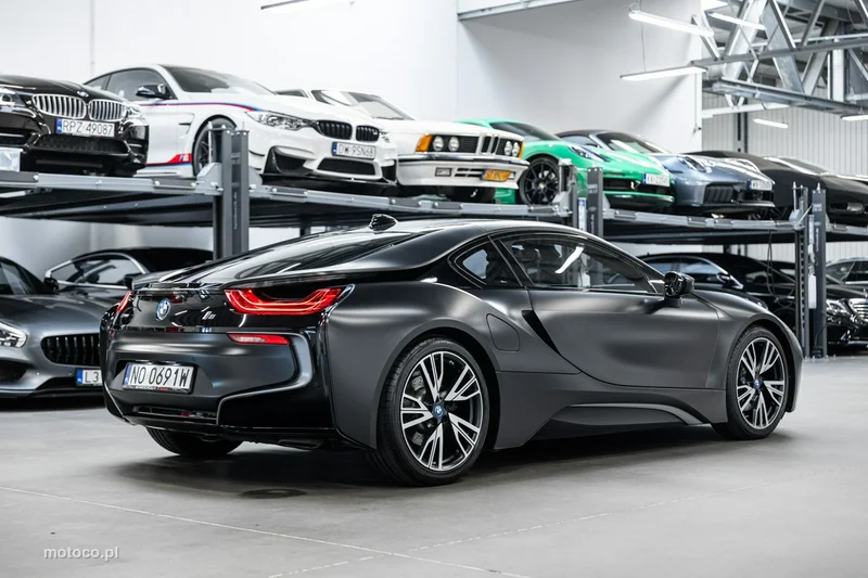 BMW i8 7