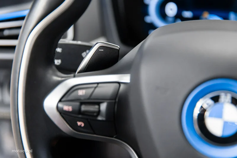 BMW i8 69