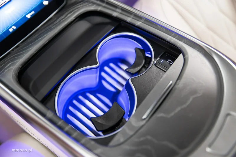 Mercedes-Benz AMG GT X290 4-Door 36