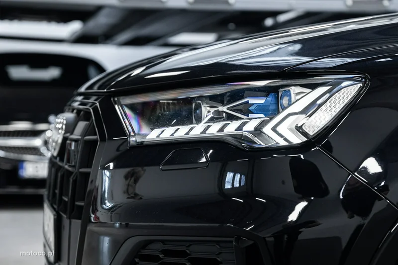 Audi SQ7 11