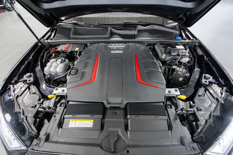 Audi SQ7 19