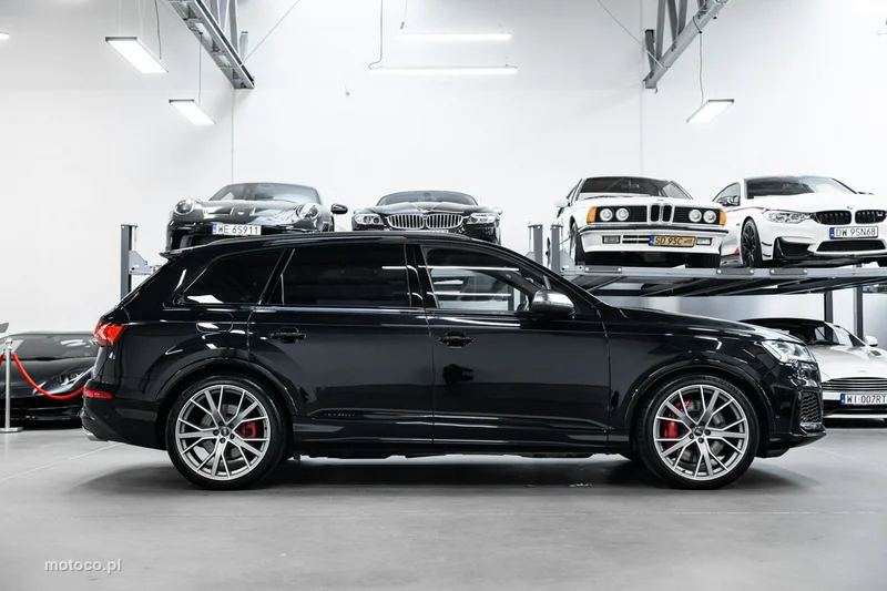Audi SQ7 4