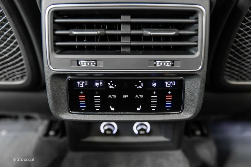 Audi SQ7 35