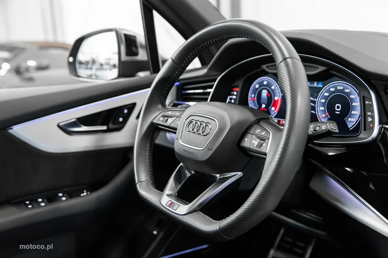 Audi SQ7 75