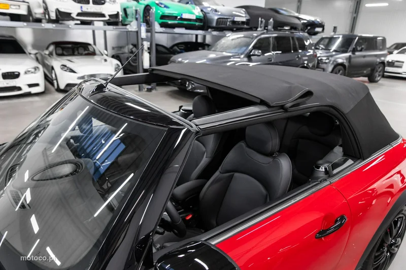 MINI John Cooper Works 18