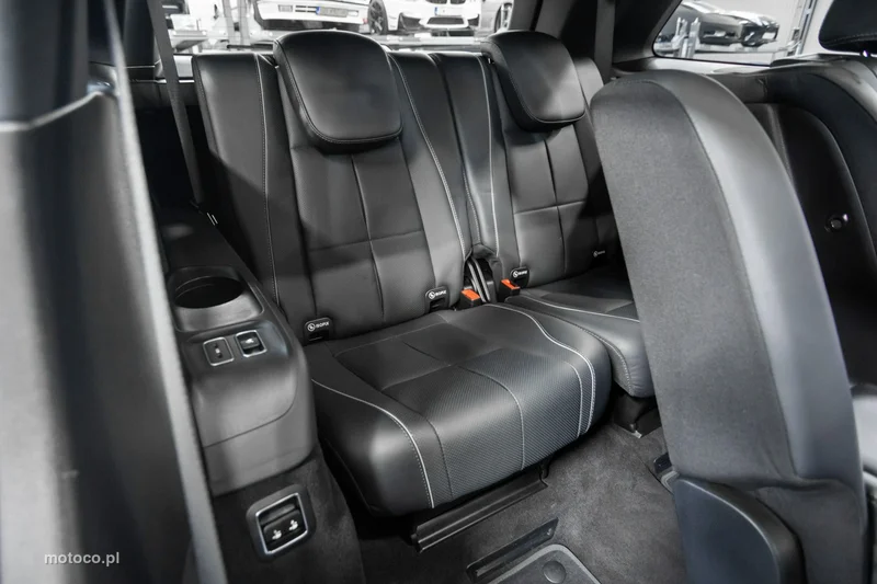 Mercedes-Benz GLS Klasa 23