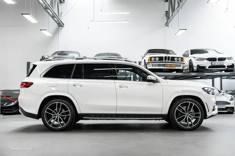 Mercedes-Benz GLS Klasa 4