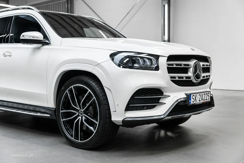 Mercedes-Benz GLS Klasa 9
