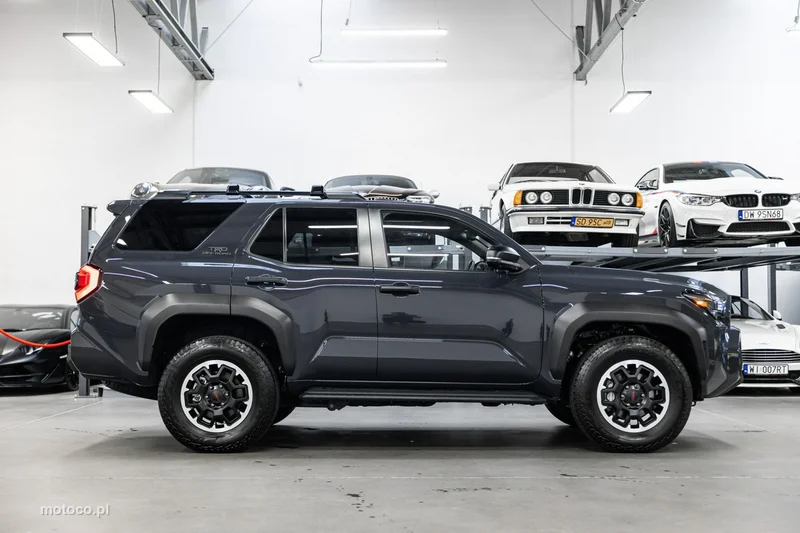 Toyota 4-Runner 4