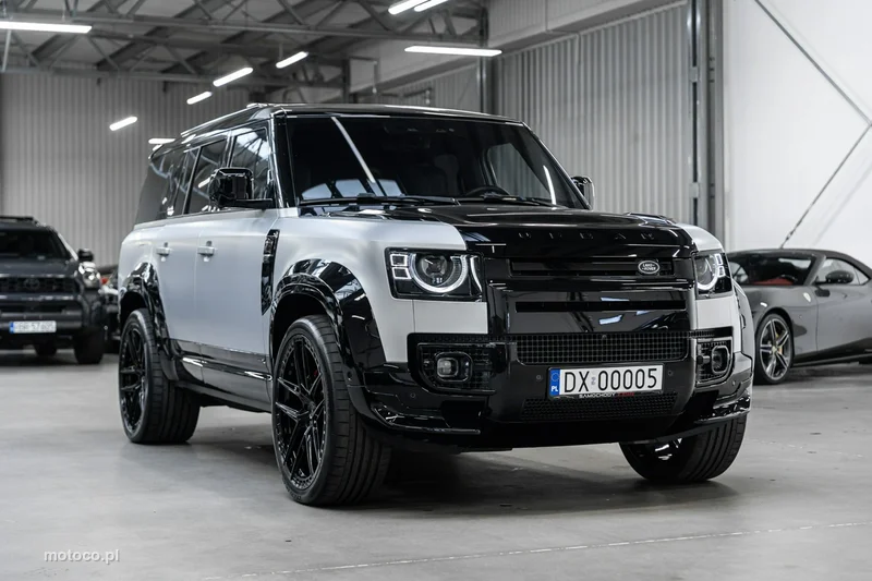 Land Rover Defender 43
