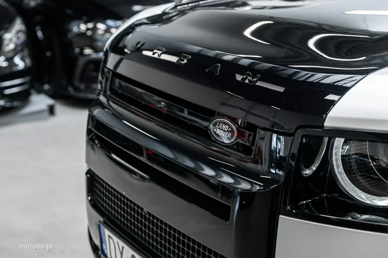 Land Rover Defender 47