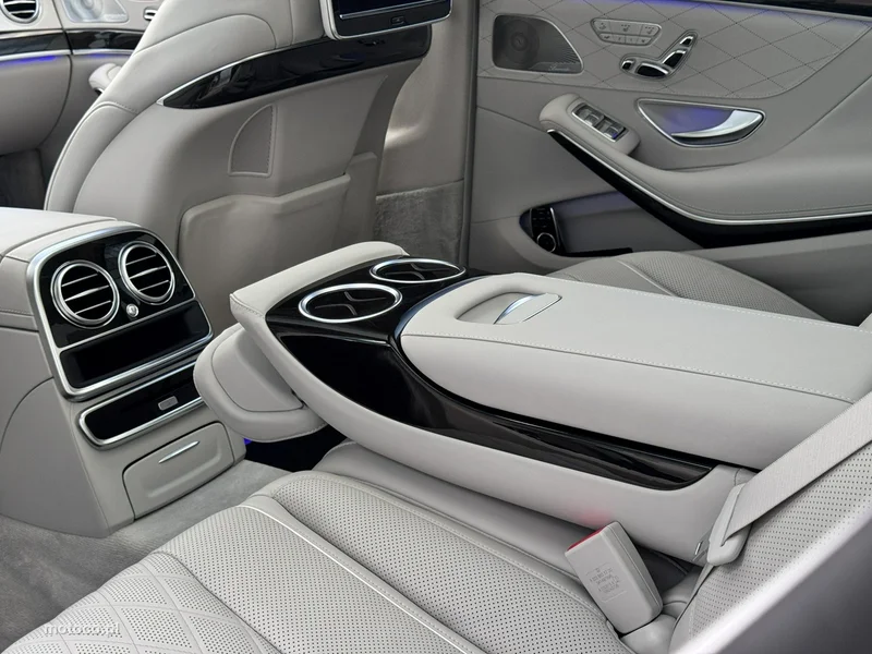 Mercedes-Benz Klasa S W222 S 500 23