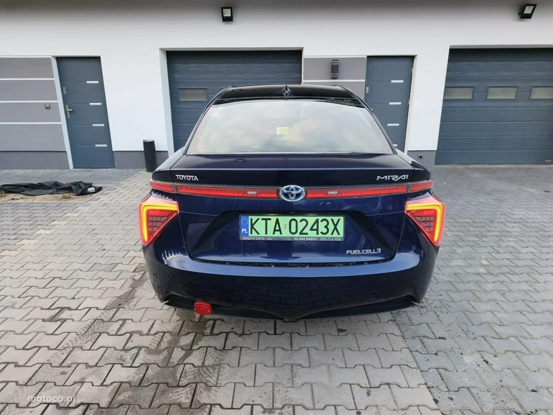 Toyota Mirai 7