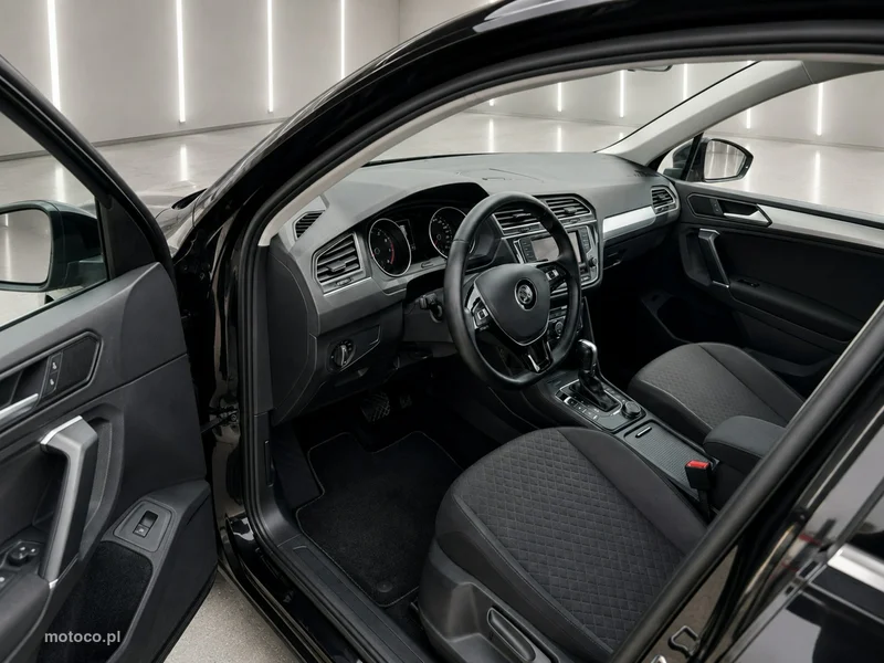 Volkswagen Tiguan AD 17