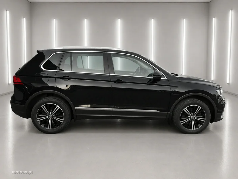 Volkswagen Tiguan AD 4