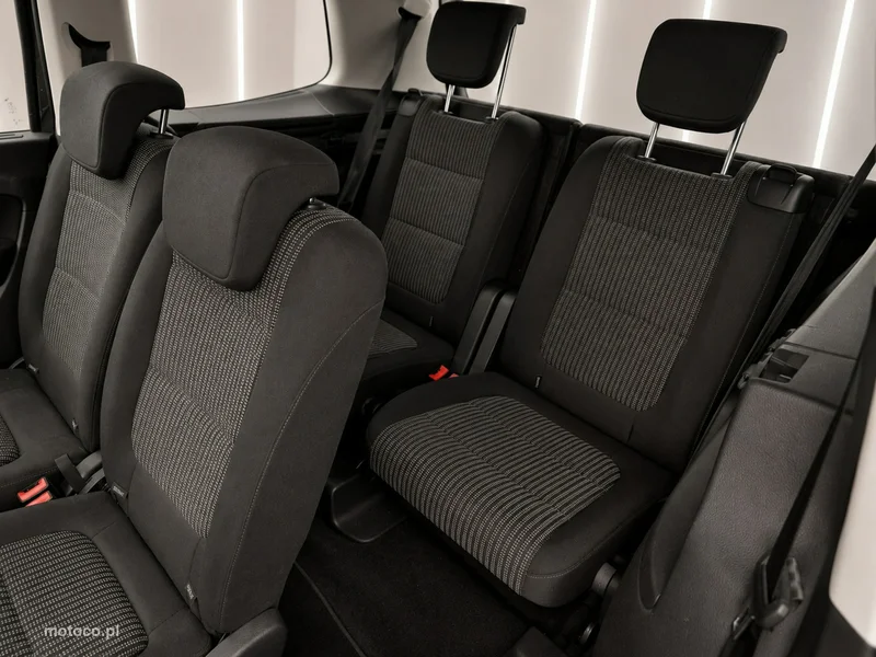 Seat Alhambra 15