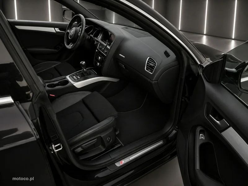 Audi A5 8T 14