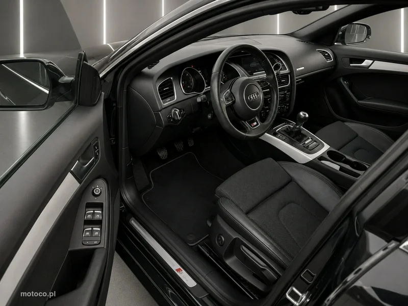 Audi A5 8T 9