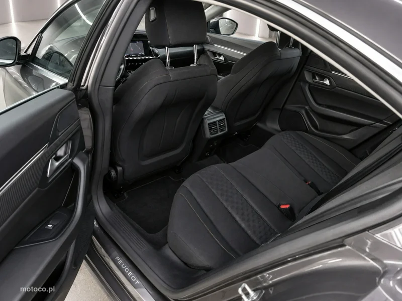 Peugeot 508 13