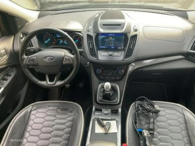 Ford Kuga II 13