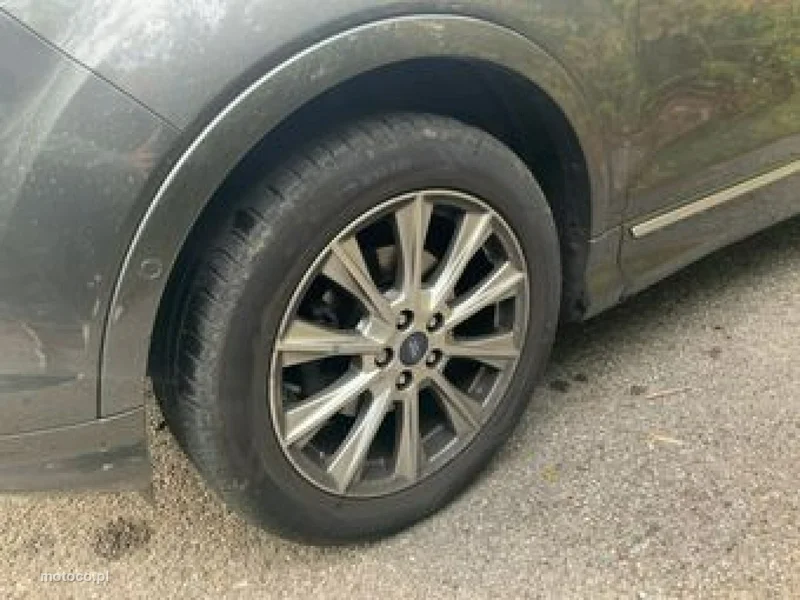 Ford Kuga II 9