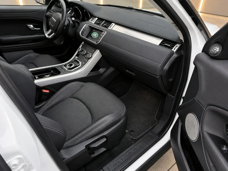 Land Rover Range Rover Evoque 8