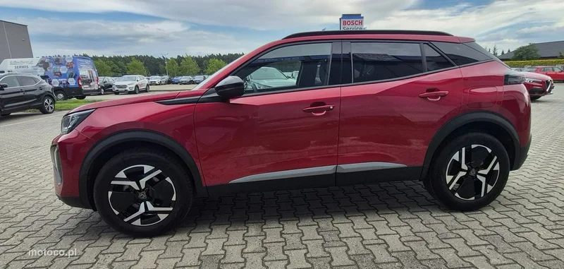Peugeot 2008 8