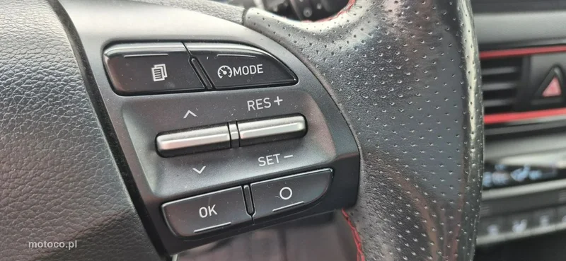 Hyundai KONA 13