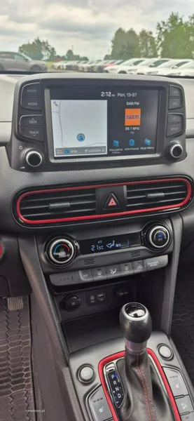 Hyundai KONA 18