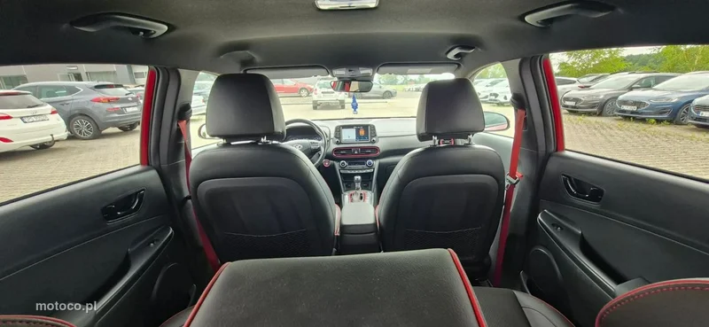 Hyundai KONA 24