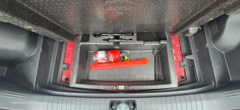 Hyundai KONA 28