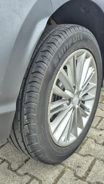 Hyundai KONA 29