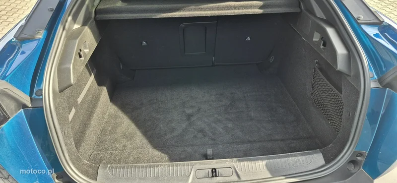 Peugeot 408 25