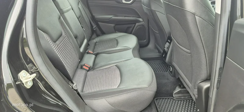 Jeep Compass 26