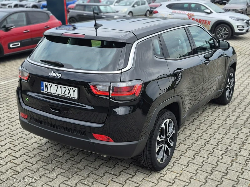 Jeep Compass 36