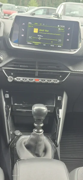 Peugeot 208 17